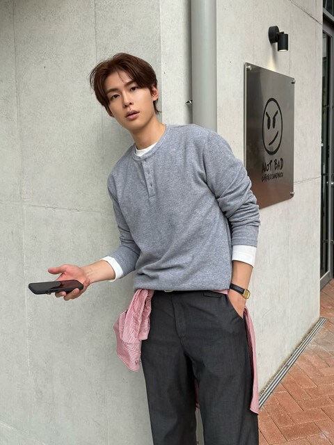 가을 티셔츠 스타일링