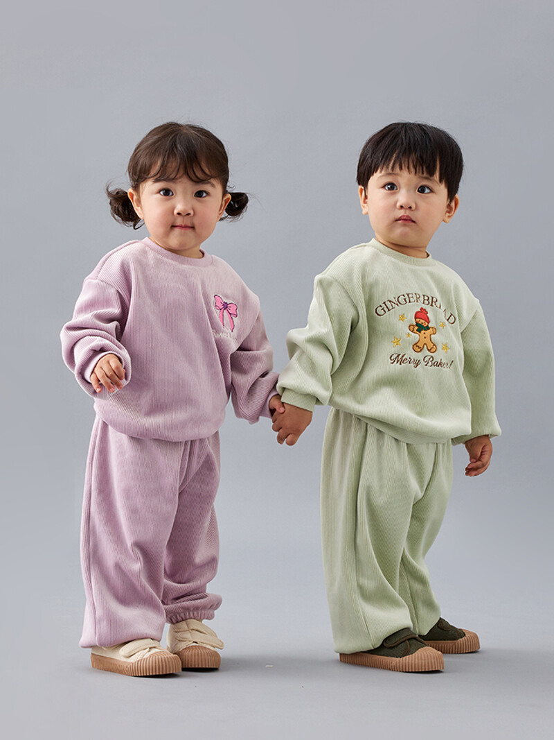 Two-Piece Set