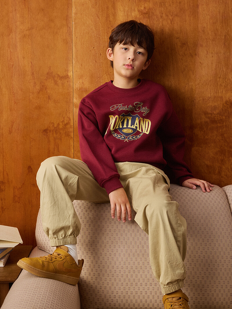 Sweatshirt