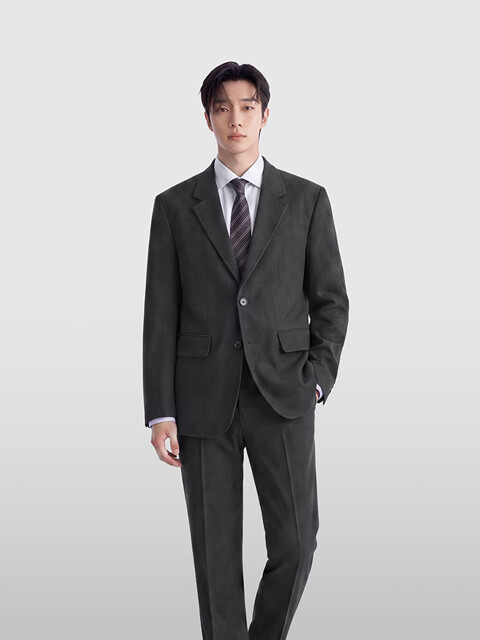 월간 큐레이션
컴포트 셋업 자켓