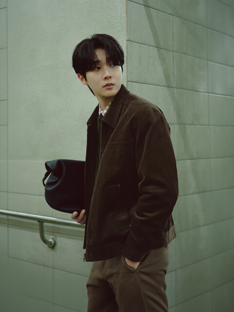 계절의 무드를 더해줄
아우터 컬렉션