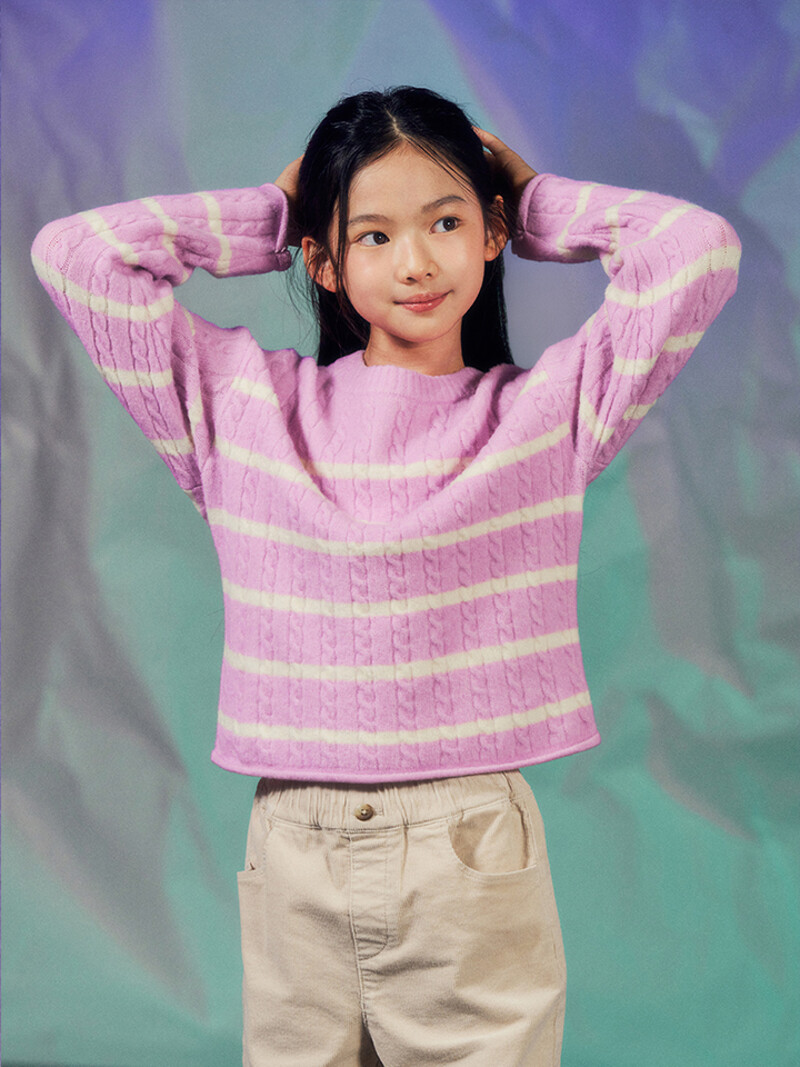 Pullover Knit