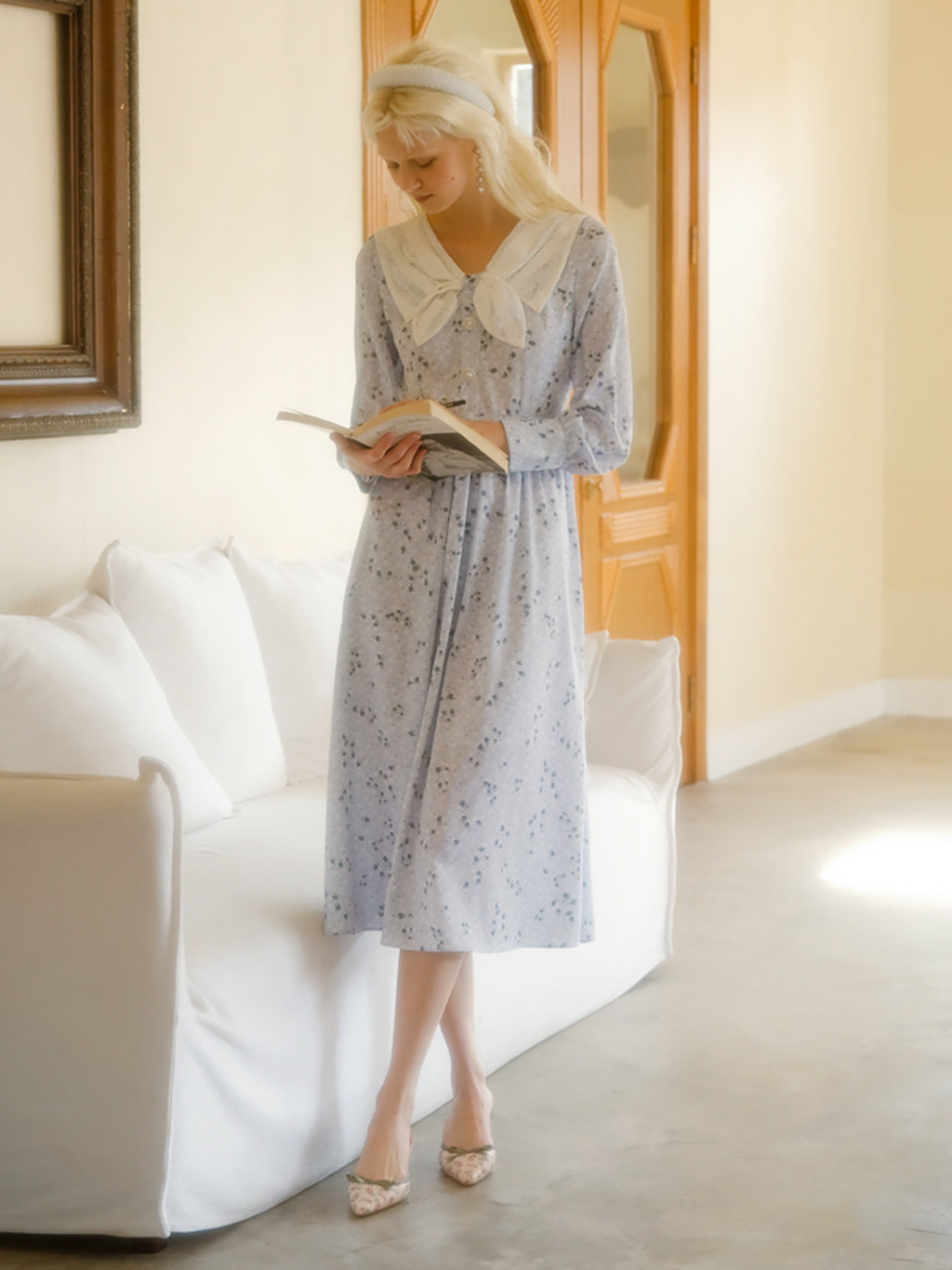 DD cenicienta white collar dress