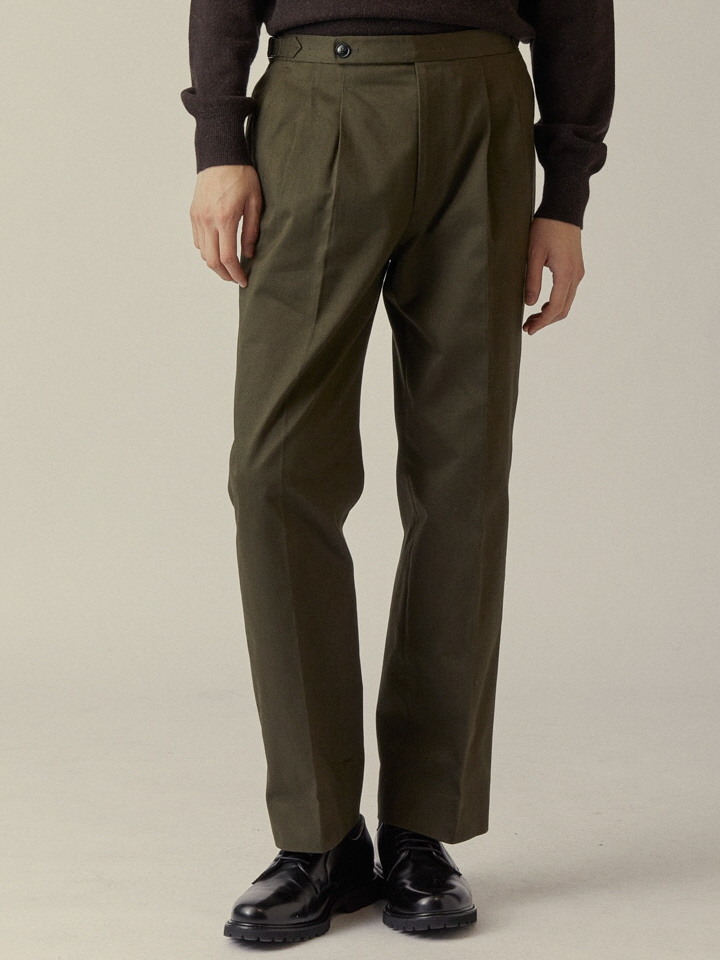 [반셋 일본 수입원단] 반셋 투턱 사이드 어드저스트R29.5 고밀도 코튼팬츠 다크올리브