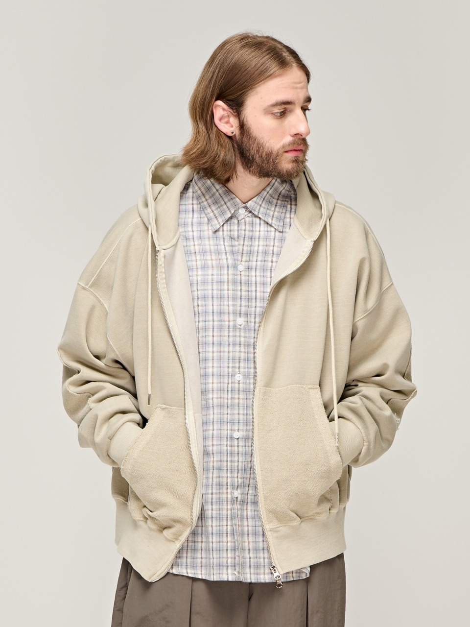 CB PIGMENT PADDED OVER HOOD ZIP UP (BEIGE)