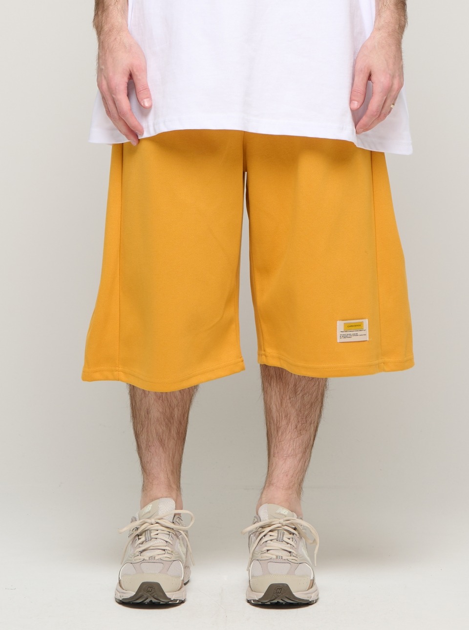 CB BERMUDA SWEAT SHORTS (MUSTARD)
