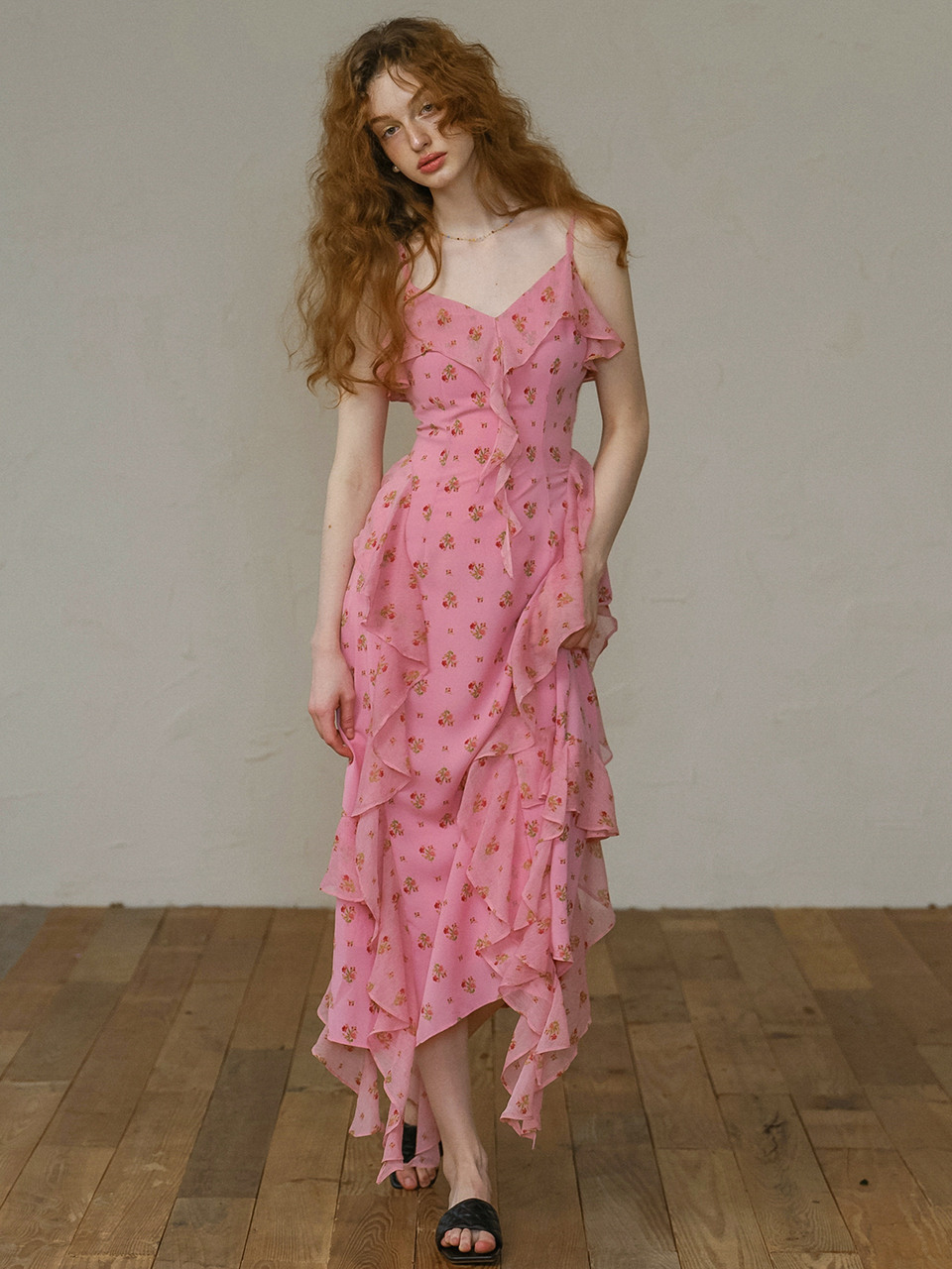 Cest_Pink roses ruffled camisole dress