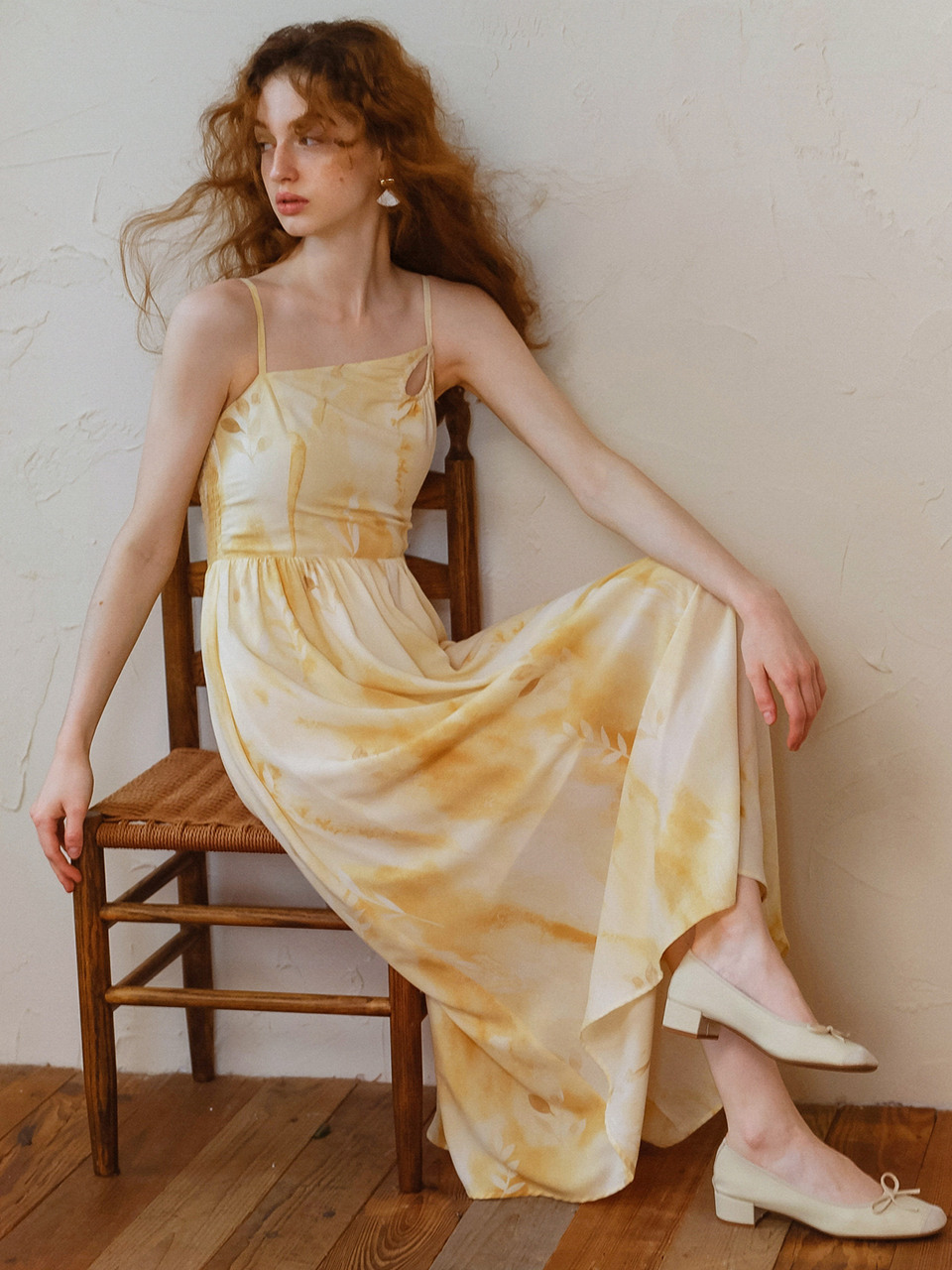 Cest_Niche painting dress