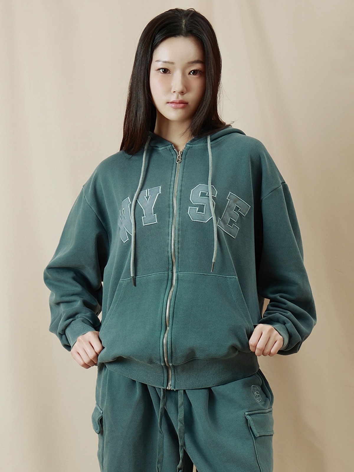 피그먼트 컬리지 로고 후드집업 그린