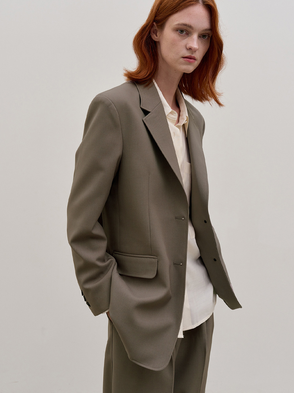 ESSENTIAL SINGLE BUTTON JACKET_DARK BEIGE