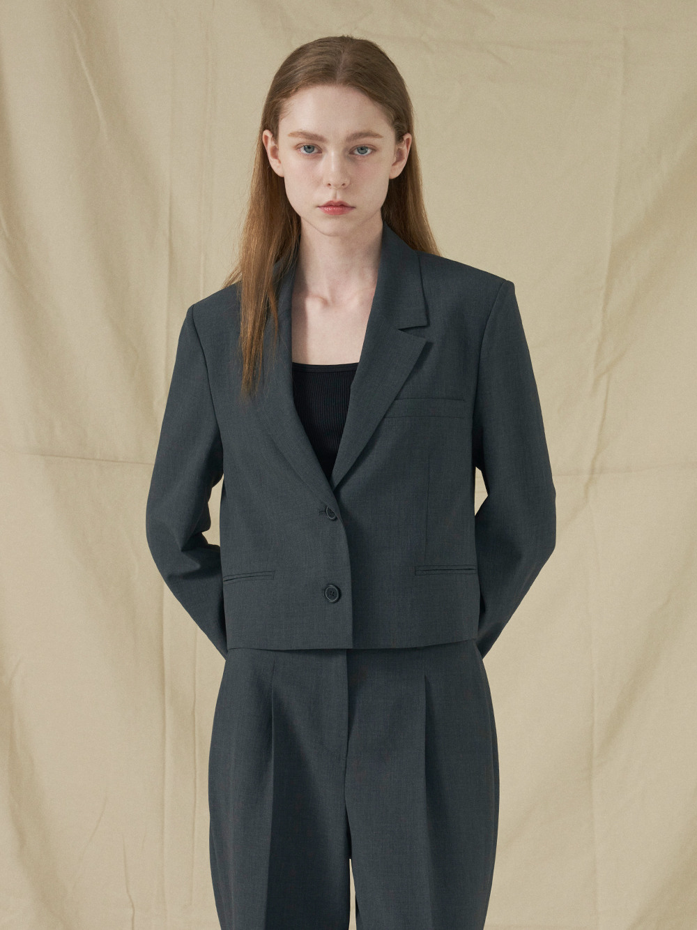 여성 쿨 실키넨 세미크롭 자켓 슬레이트 그레이