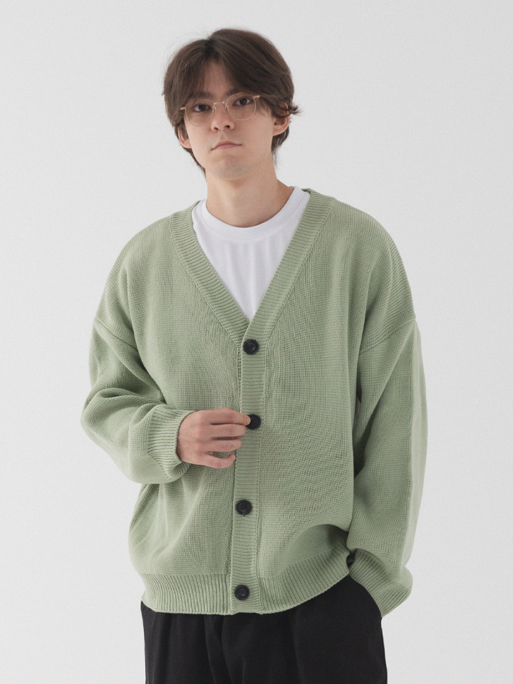 클래식 오버핏 브이넥 가디건 (연카키)