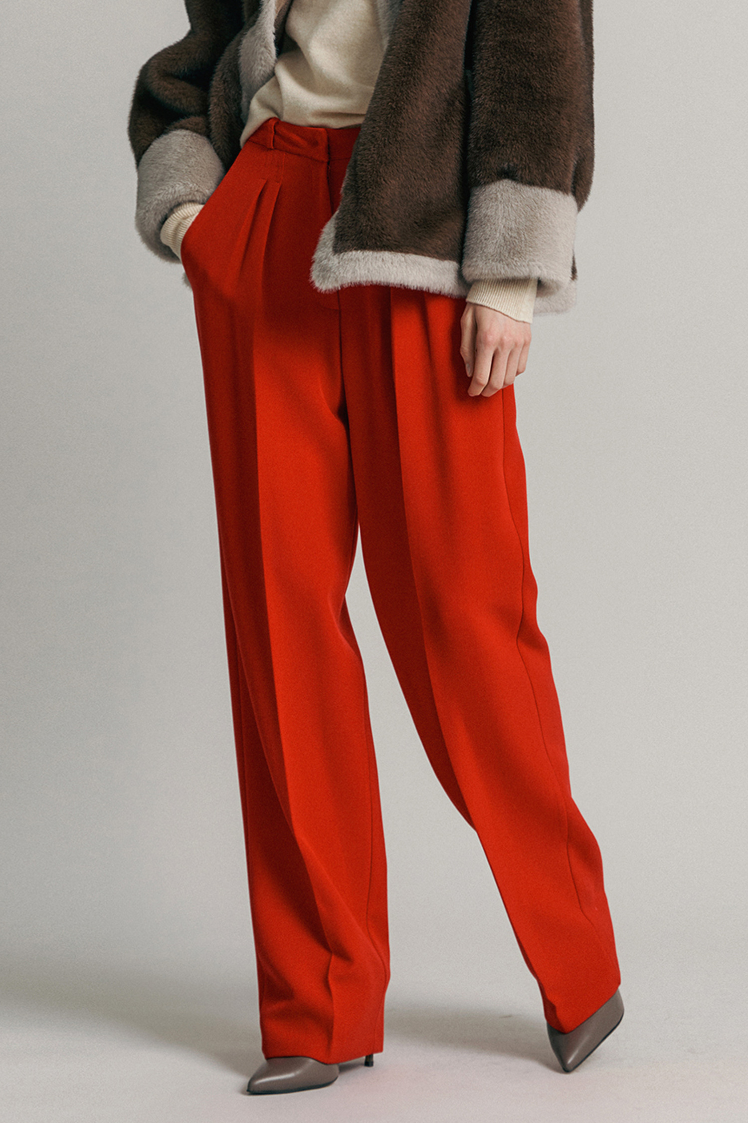 컬러포인트 스판 핀턱 와이드 슬랙스(레드)