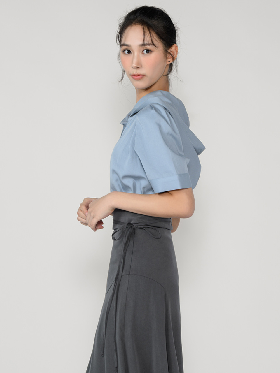 COTTON HOOD SHORT SLEEVED BLOUSE-skyblue