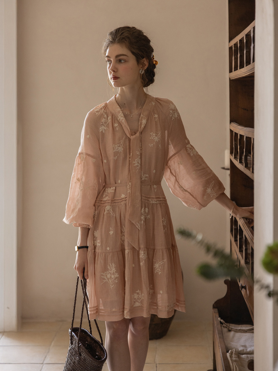 DA_Soft mist strappy holiday dress