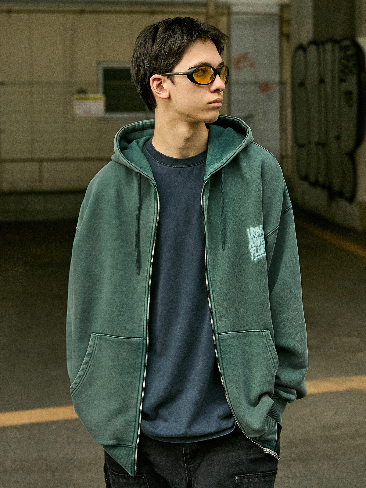 어치브 플로우 그래피티 오버핏 후드 집업 FZT1035-Z 2color