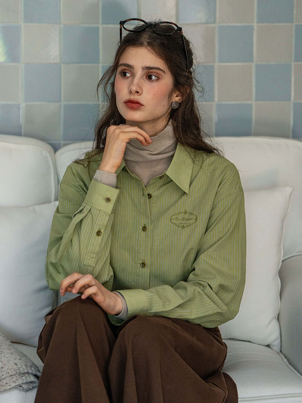 DA_Strip solid stitching shirt_2color