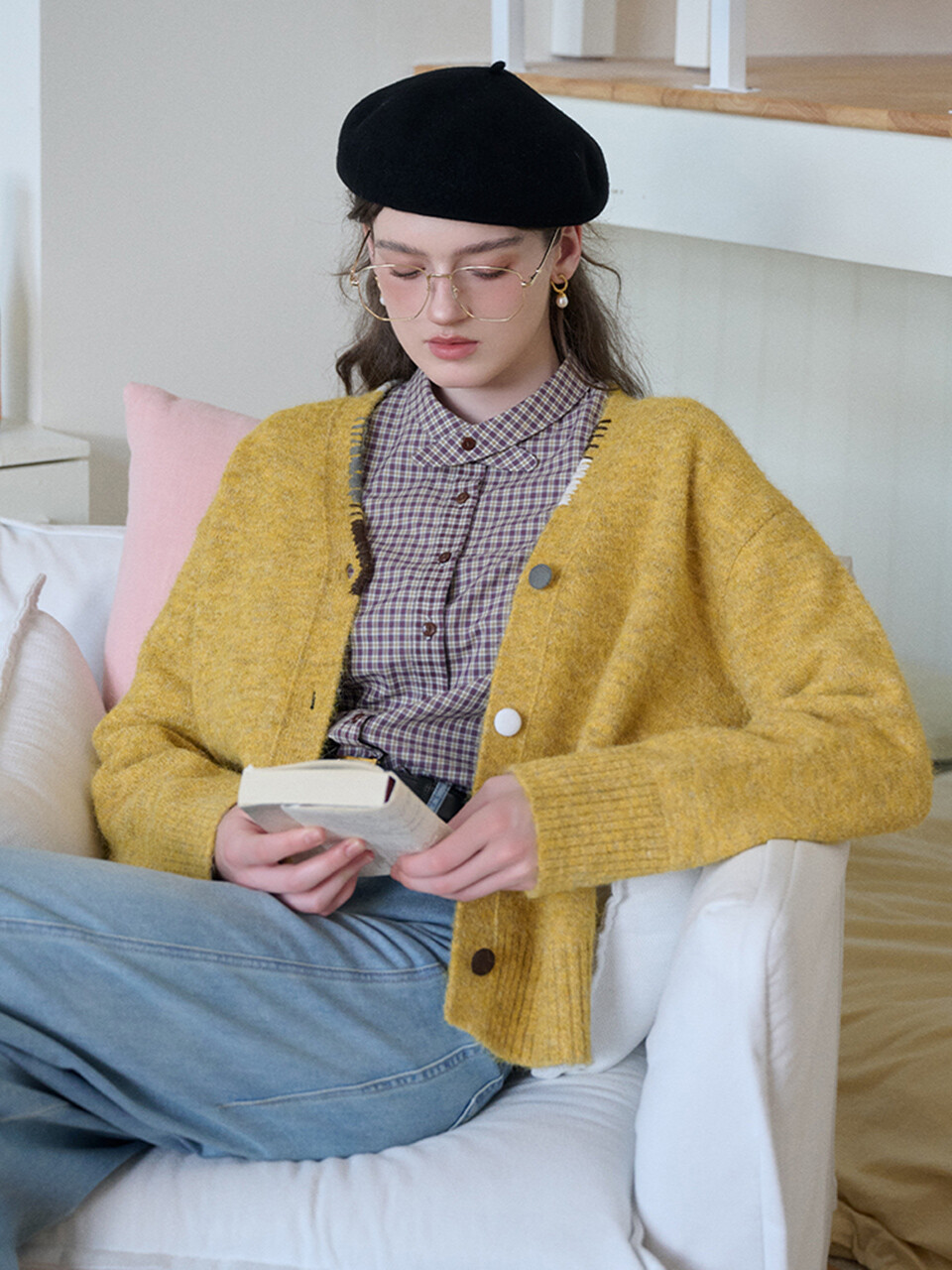 SR_V-neck contrast knitted cardigan