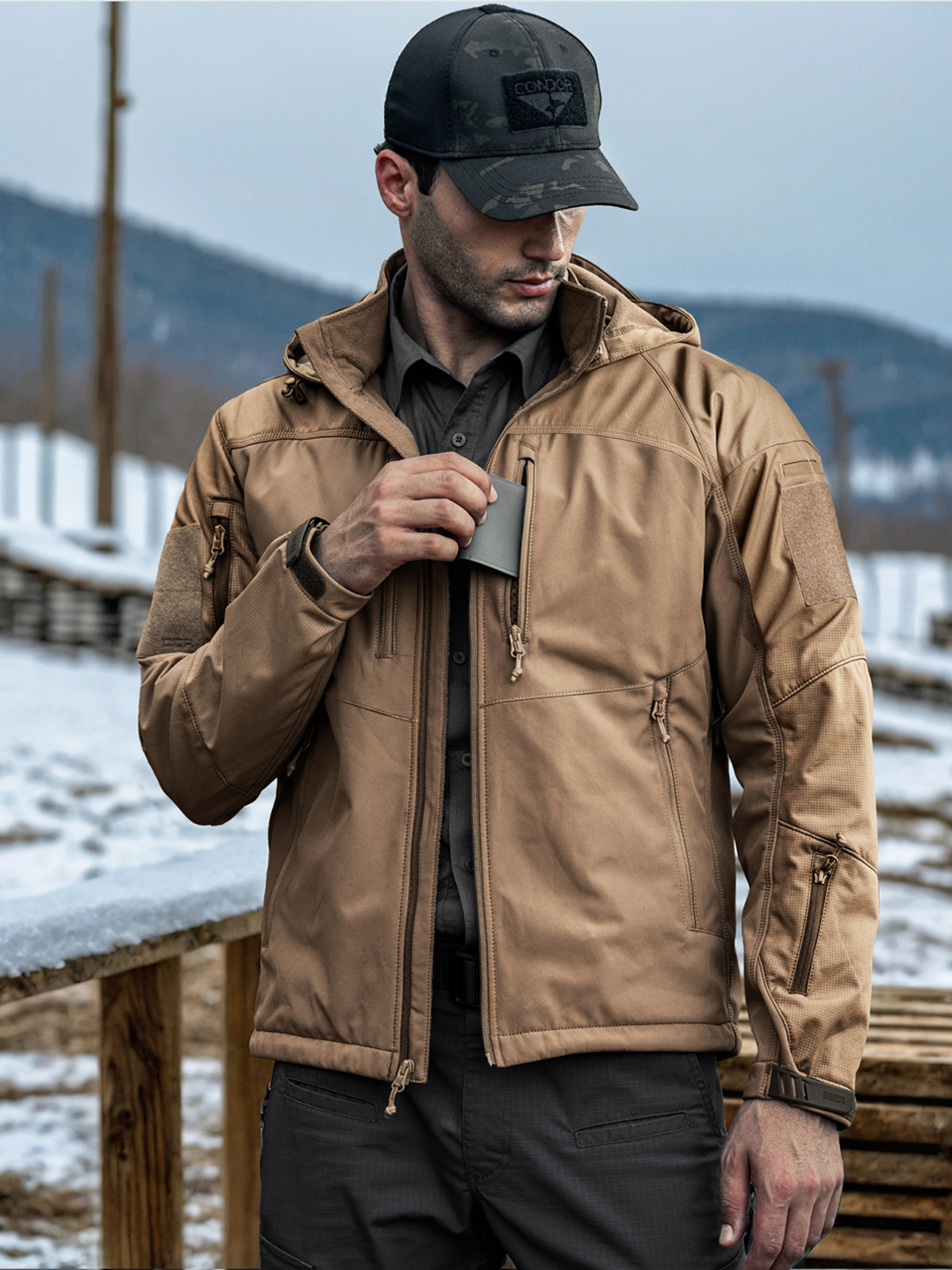 소프트쉘 오퍼레이트 기모 후드 기능성 아웃도어 자켓