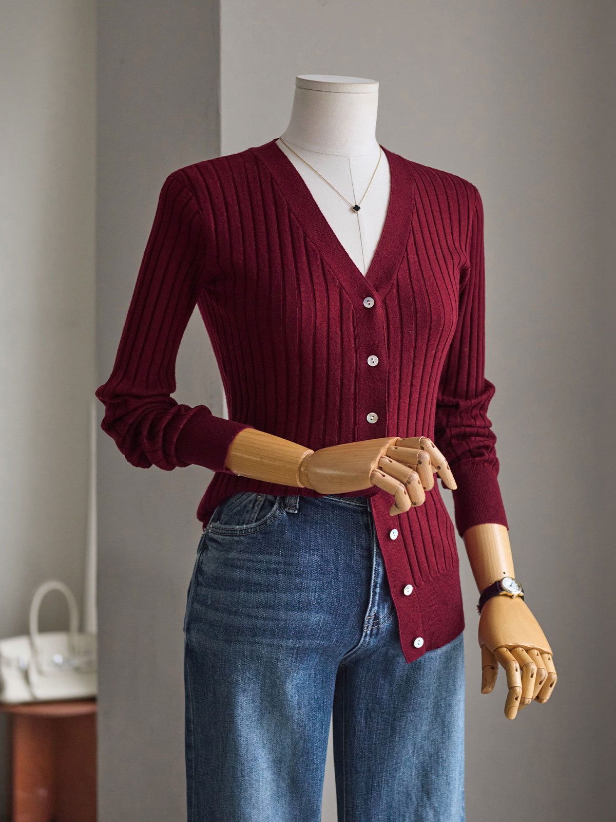 A. 튜트 슬림 자개 V 가디건[가디건D0801Q01]