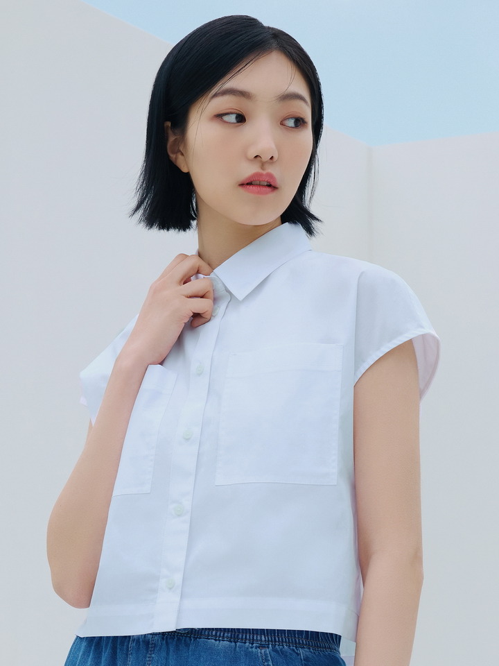 여성) 코튼 크롭 슬리브리스 탑