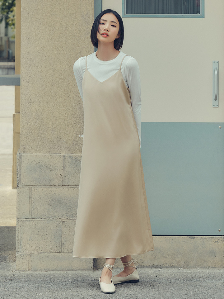 여성) 새틴 레이어드 롱 원피스