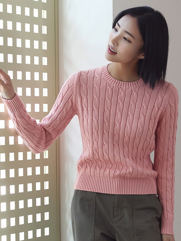 여성) 수피마 코튼 크루넥 케이블 스웨터
