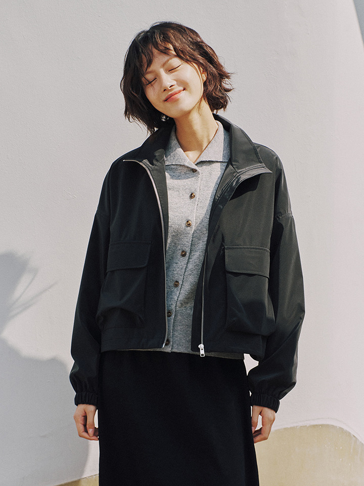 여성) 아웃포켓 하이넥 점퍼