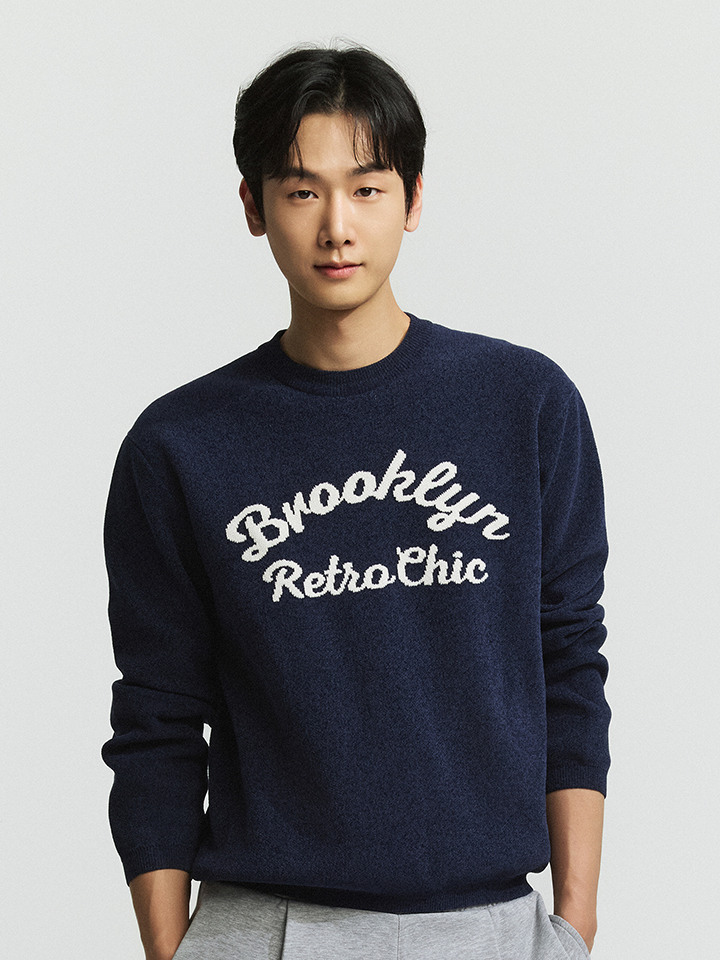 남성) 셔닐 크루넥 스웨터 (레터링) 