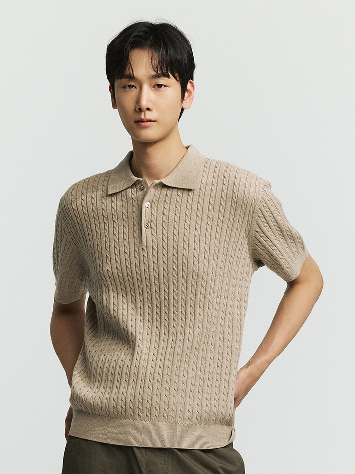 남성) 코튼 폴로 케이블 스웨터