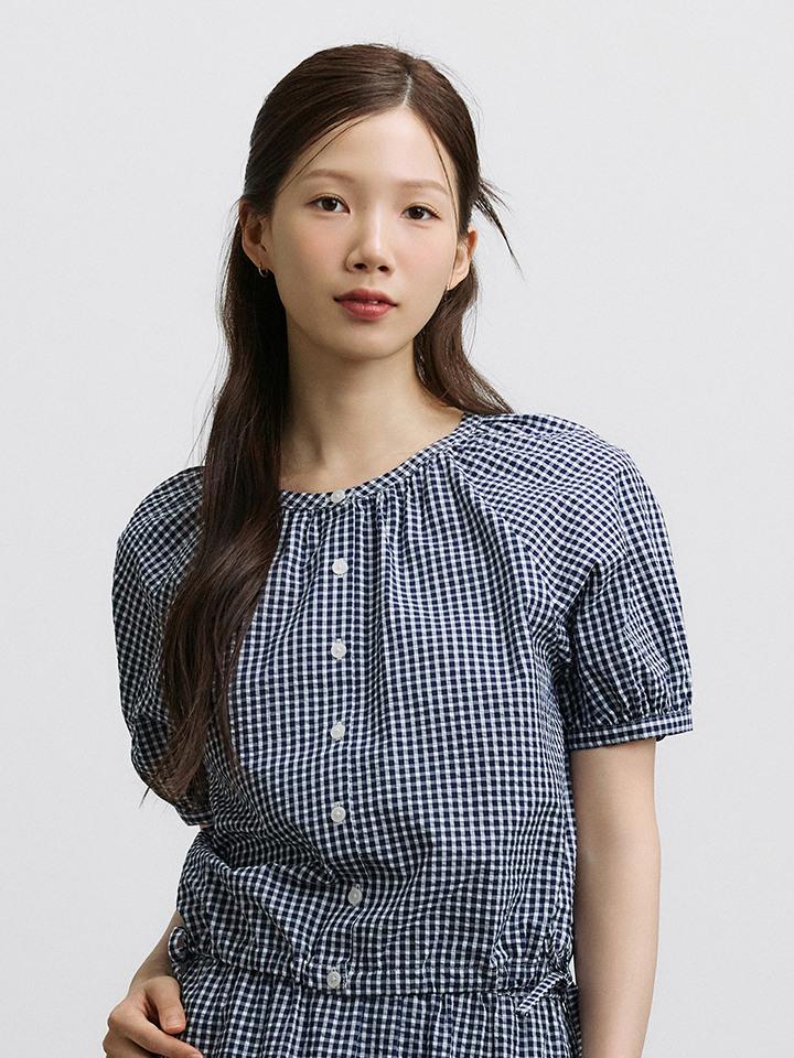 여성) 시어서커 라운드넥 블라우스