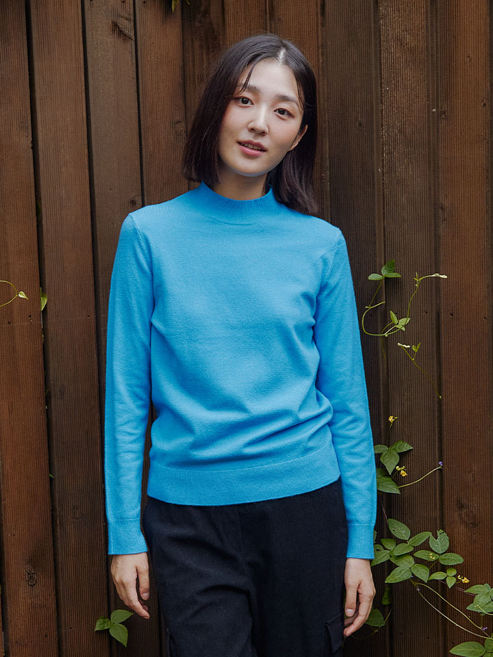 여성) 캐시블렌드 모크넥 니트