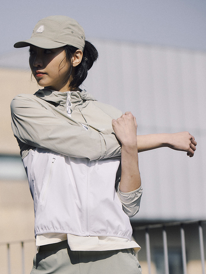 여성) 경량 후드 바람막이