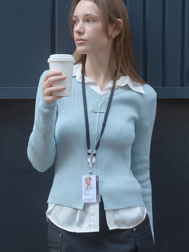 브이넥 니트 & 머플러 SET